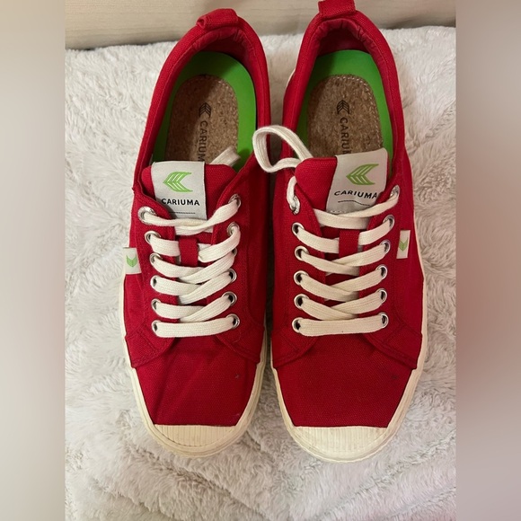 Cariuma OCA Low Red Canvas Sneakers – Women’s 10 / Men’s 8.5 - Picture 2 of 6